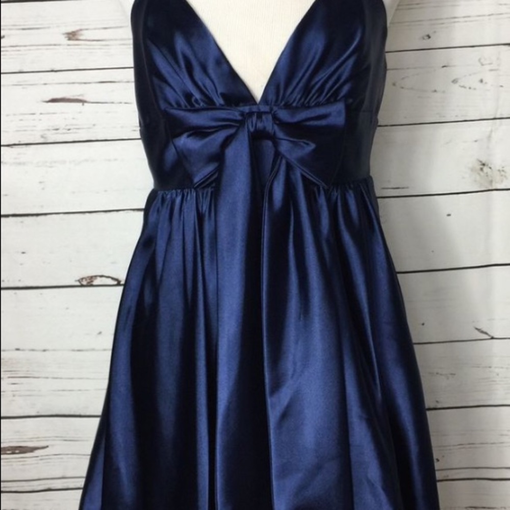 Navy blue balloon hem Jessica McClintock dress